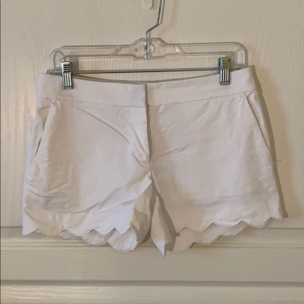 LOFT white scallop short